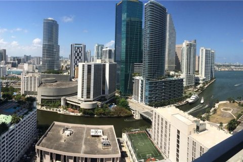 Condo in Miami, Florida, 2 bedrooms  № 1890847 - photo 13