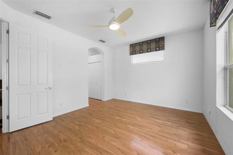 House in University Park, Florida 2 bedrooms, 134.89 sq.m. № 1914162 - photo 19