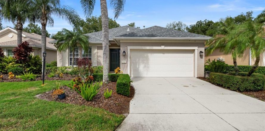 House in University Park, Florida 2 bedrooms, 134.89 sq.m. № 1914162