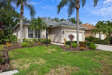 House in University Park, Florida 2 bedrooms, 134.89 sq.m. № 1914162 - photo 3