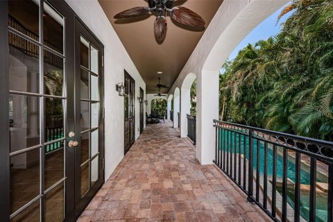 Villa ou maison à vendre à Saint Petersburg, Floride: 4 chambres, 387.31 m2 № 1797801 - photo 13