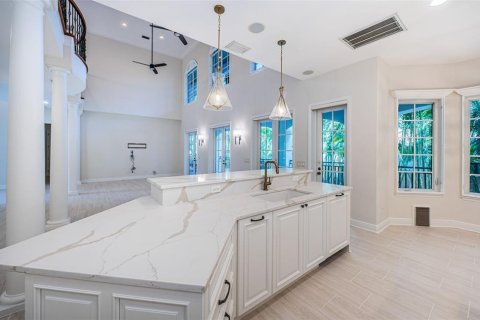 Villa ou maison à vendre à Saint Petersburg, Floride: 4 chambres, 387.31 m2 № 1797801 - photo 23