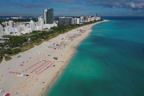 Купить кондоминиум в Майами-Бич, Флорида 2 спальни, 102.94м2, № 2055464 - фото 12