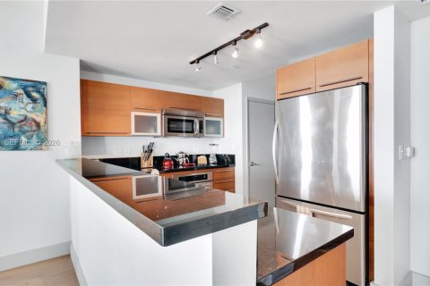 Купить кондоминиум в Майами, Флорида 2 спальни, 98.29м2, № 2035989 - фото 3