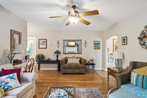 Villa ou maison à vendre à New Port Richey, Floride: 2 chambres, 101.73 m2 № 2239700 - photo 7