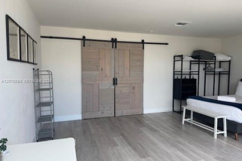 Copropriété à vendre à Miami, Floride: 1 chambre № 2300427 - photo 14