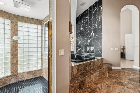 Купить виллу или дом в Апопка, Флорида 11 комнат, 342.9м2, № 1908094 - фото 25