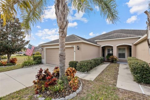 House in Hudson, Florida 3 bedrooms, 124.21 sq.m. № 1825008 - photo 2