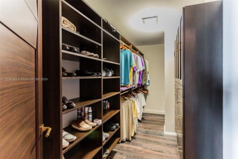Condo in Bal Harbour, Florida, 3 bedrooms  № 1669026 - photo 5