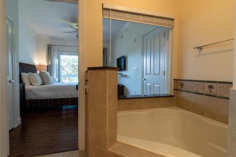 Condo in Four Corners, Florida, 3 bedrooms  № 1616338 - photo 21