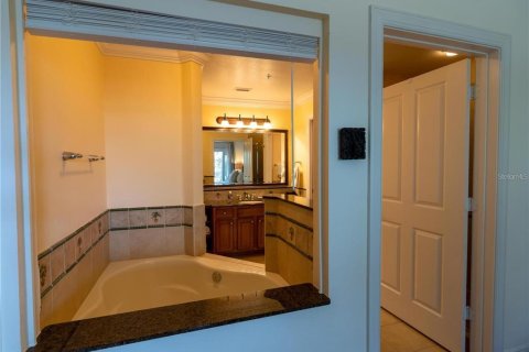 Condo in Four Corners, Florida, 3 bedrooms  № 1616338 - photo 19