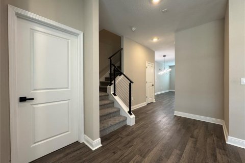 Townhouse in Winter Garden, Florida 3 bedrooms, 161.28 sq.m. № 2391602 - photo 7