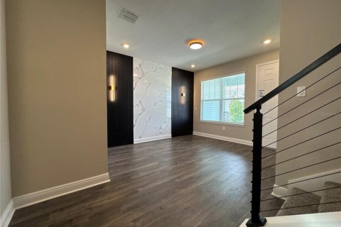 Townhouse in Winter Garden, Florida 3 bedrooms, 161.28 sq.m. № 2391602 - photo 9