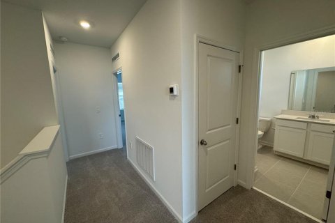 Adosado en alquiler en Clermont, Florida, 4 dormitorios, 185.8 m2 № 1900817 - foto 24