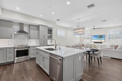 Copropriété à vendre à Saint Petersburg, Floride: 3 chambres, 250.84 m2 № 2391727 - photo 22