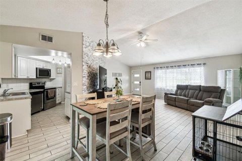 Casa en venta en Spring Hill, Florida, 3 dormitorios, 133.04 m2 № 1825442 - foto 20