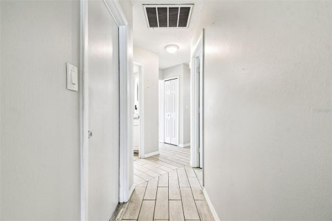 Casa en venta en Spring Hill, Florida, 3 dormitorios, 133.04 m2 № 1825442 - foto 12