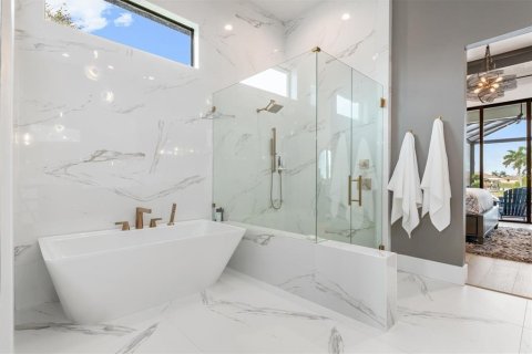 Villa ou maison à louer à Port Charlotte, Floride: 4 chambres, 278.71 m2 № 2125593 - photo 22