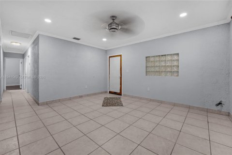 Снять в аренду виллу или дом в Холливуд, Флорида 4 спальни, 140.47м2, № 1998880 - фото 19