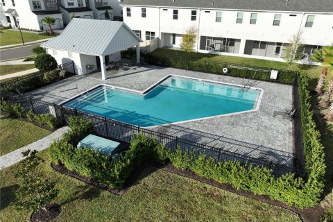 Touwnhouse à vendre à Oviedo, Floride: 3 chambres, 182.46 m2 № 2096638 - photo 24