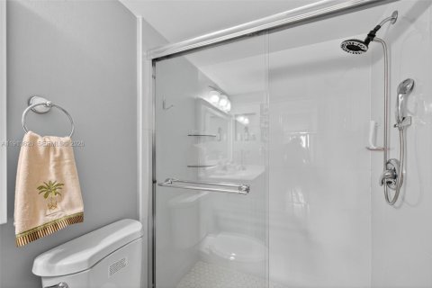 Снять в аренду кондоминиум в Пемброк-Пайнс, Флорида 1 спальня, 74.32м2, № 2082390 - фото 12