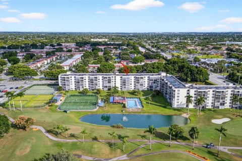 Снять в аренду кондоминиум в Пемброк-Пайнс, Флорида 1 спальня, 74.32м2, № 2082390 - фото 29