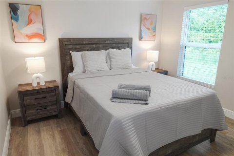 Casa en venta en Port Charlotte, Florida, 3 dormitorios, 117.99 m2 № 1903916 - foto 12