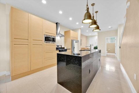 Touwnhouse à vendre à Kissimmee, Floride: 4 chambres, 235.79 m2 № 1522421 - photo 10