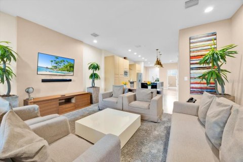 Touwnhouse à vendre à Kissimmee, Floride: 4 chambres, 235.79 m2 № 1522421 - photo 13