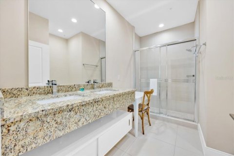 Touwnhouse à vendre à Kissimmee, Floride: 4 chambres, 235.79 m2 № 1522421 - photo 23