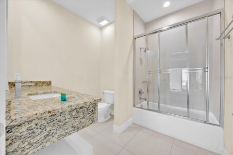 Touwnhouse à vendre à Kissimmee, Floride: 4 chambres, 235.79 m2 № 1522421 - photo 21