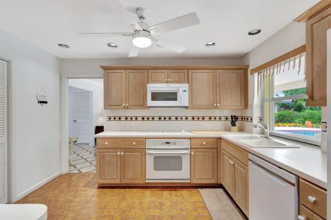 Villa ou maison à vendre à West Palm Beach, Floride: 4 chambres, 340.21 m2 № 2081769 - photo 10