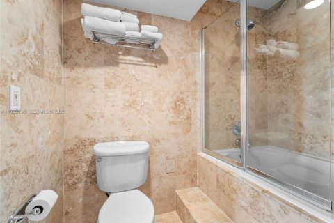 Снять в аренду кондоминиум в Майами-Бич, Флорида 1 спальня, 88.26м2, № 1990601 - фото 13