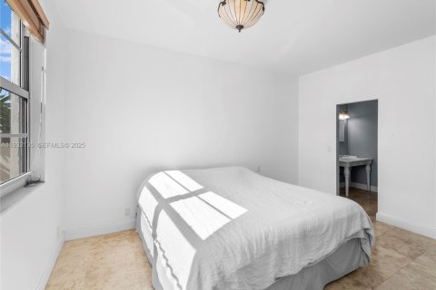 Снять в аренду кондоминиум в Майами-Бич, Флорида 1 спальня, 88.26м2, № 1990601 - фото 10