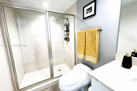 Condo in South Daytona, Florida, 3 bedrooms  № 2064299 - photo 23