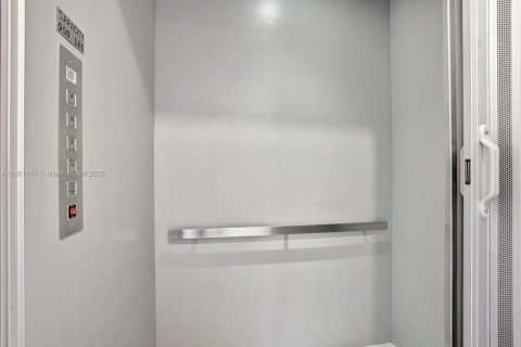 Adosado en alquiler en Pompano Beach, Florida, 3 dormitorios, 250.84 m2 № 1889324 - foto 9