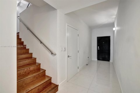 Adosado en alquiler en Pompano Beach, Florida, 3 dormitorios, 250.84 m2 № 1889324 - foto 8