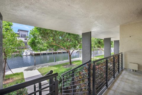 Adosado en alquiler en Pompano Beach, Florida, 3 dormitorios, 250.84 m2 № 1889324 - foto 6