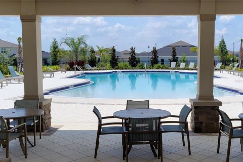House in Davenport, Florida 5 bedrooms, 213.95 sq.m. № 2377820 - photo 26