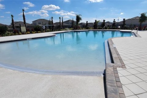 House in Davenport, Florida 5 bedrooms, 213.95 sq.m. № 2377820 - photo 23