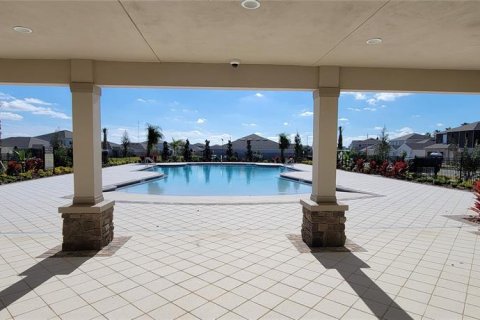 House in Davenport, Florida 5 bedrooms, 213.95 sq.m. № 2377820 - photo 25
