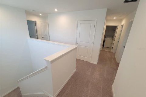 House in Davenport, Florida 5 bedrooms, 213.95 sq.m. № 2377820 - photo 11