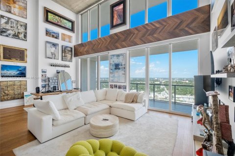 Condo in Miami, Florida, 2 bedrooms  № 2182312