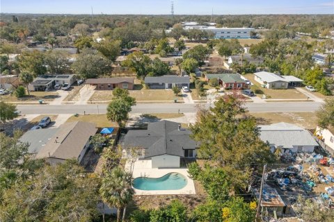 House in Winter Springs, Florida 3 bedrooms, 128.86 sq.m. № 1560755 - photo 12