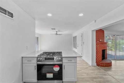 House in Winter Springs, Florida 3 bedrooms, 128.86 sq.m. № 1560755 - photo 27