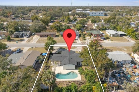 House in Winter Springs, Florida 3 bedrooms, 128.86 sq.m. № 1560755 - photo 13
