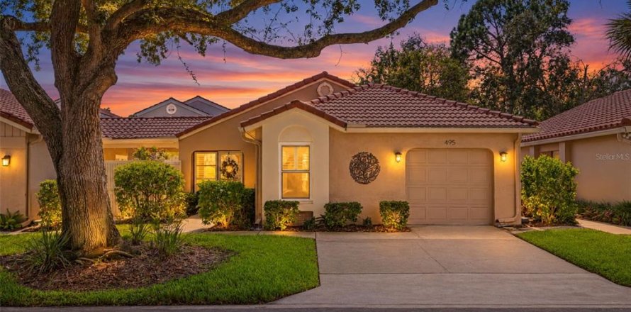 Villa ou maison à Saint Petersburg, Floride 2 chambres, 98.57 m2 № 2419716