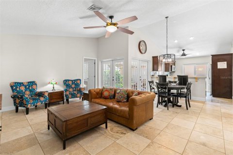Villa ou maison à vendre à Saint Petersburg, Floride: 2 chambres, 98.57 m2 № 2419716 - photo 3
