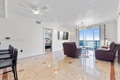 Copropriété à vendre à Miami, Floride: 2 chambres, 126.07 m2 № 1863314 - photo 14