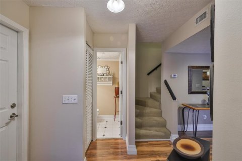Touwnhouse à vendre à Tampa, Floride: 2 chambres, 125.14 m2 № 1744738 - photo 25